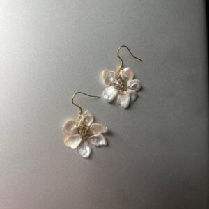 Fresh Water Pearl Flower Earring