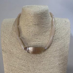 Shell beads single strand neckpiece