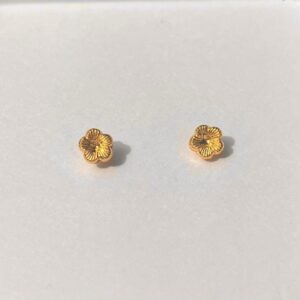 22 k Solid Gold Studs