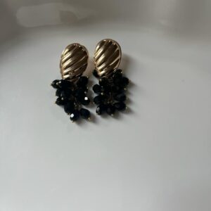 Black crystals, Gold plated Stud